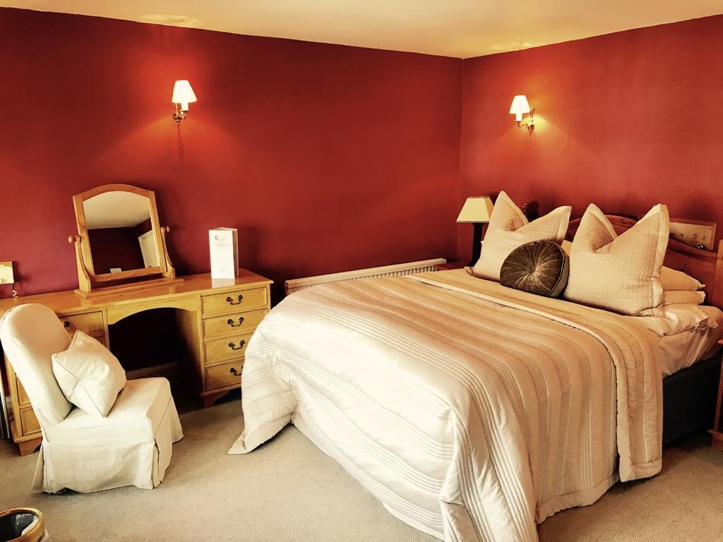 The Star And Eagle Hotel Goudhurst Экстерьер фото