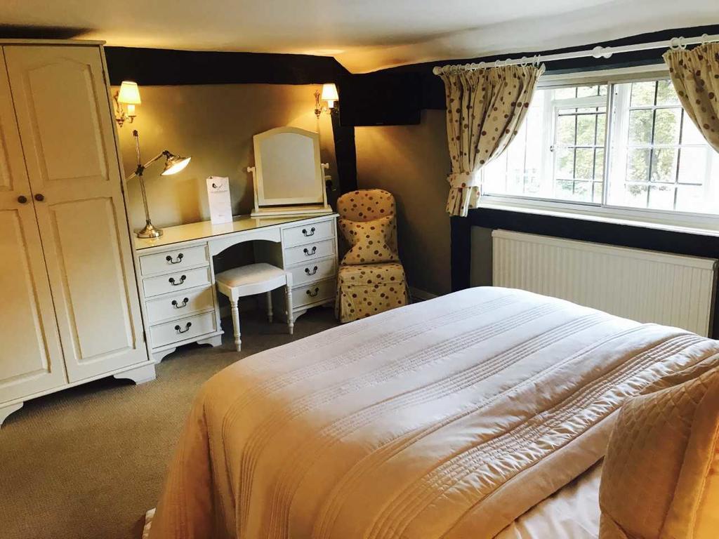 The Star And Eagle Hotel Goudhurst Экстерьер фото