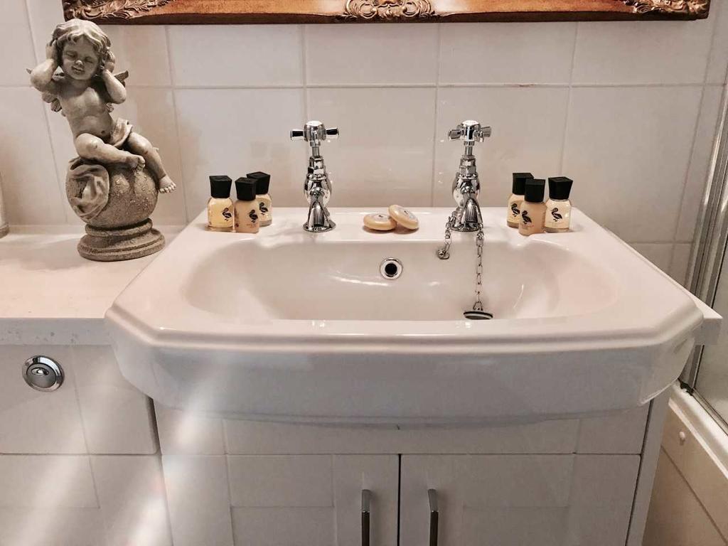 The Star And Eagle Hotel Goudhurst Экстерьер фото
